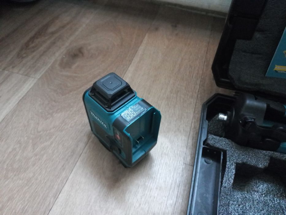 Лазерный уровень