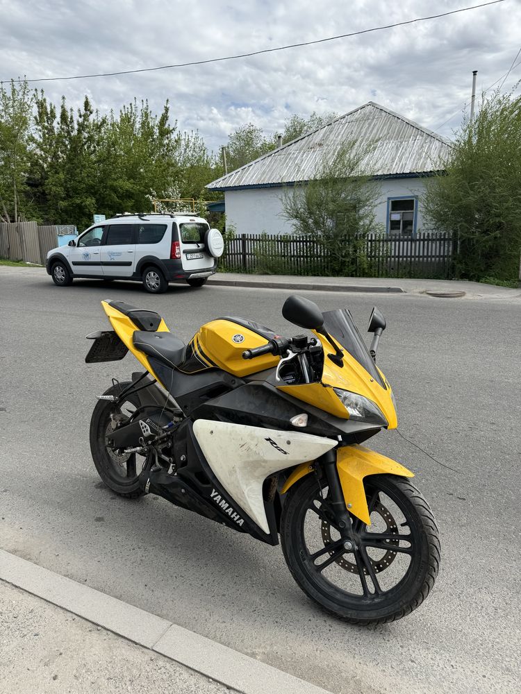 Продается мотоцикл Yamaha yzf r125