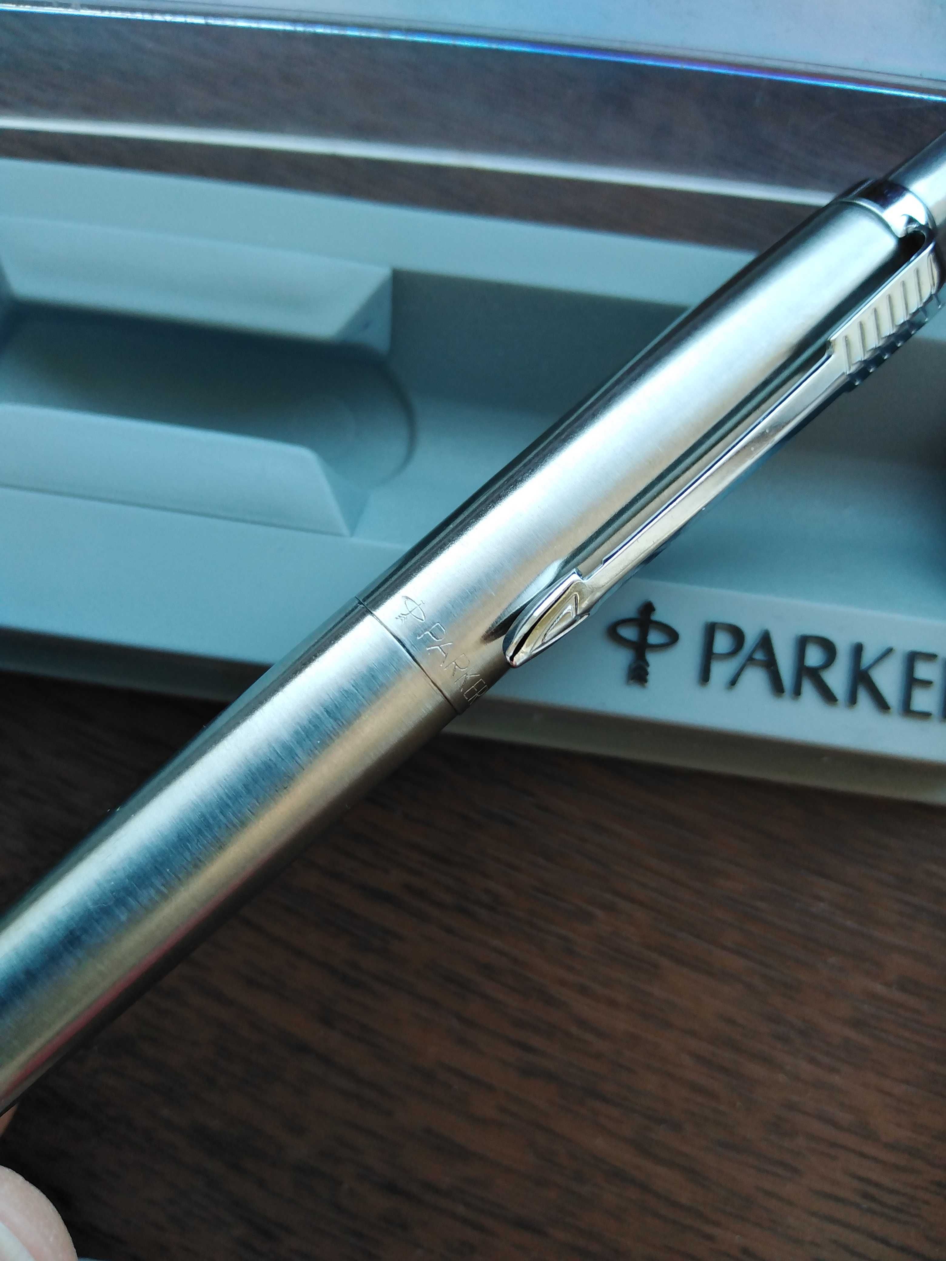 Pix Parker personalizat