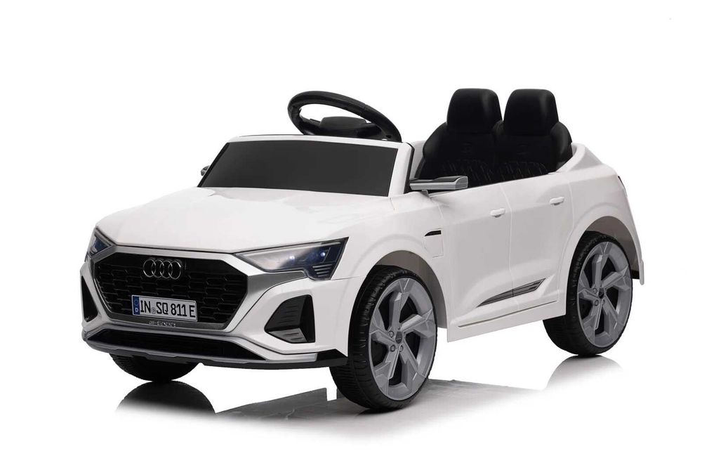 MODEL NOU Masinuta electrica pentru copii, Audi SQ8, 70W 12V