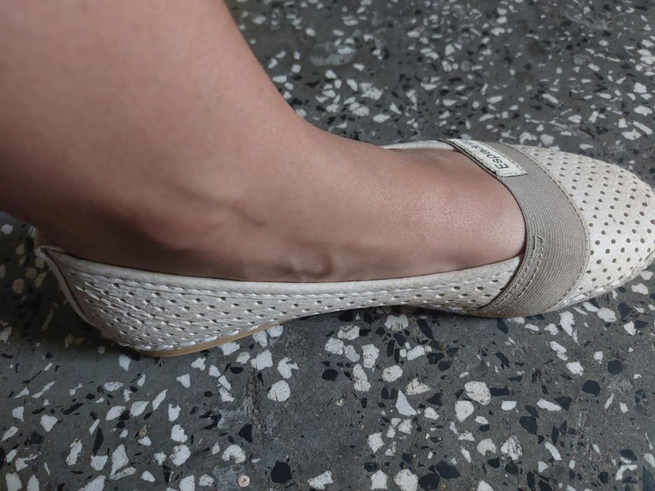 Дамски обувки, еспадрили и гуменки