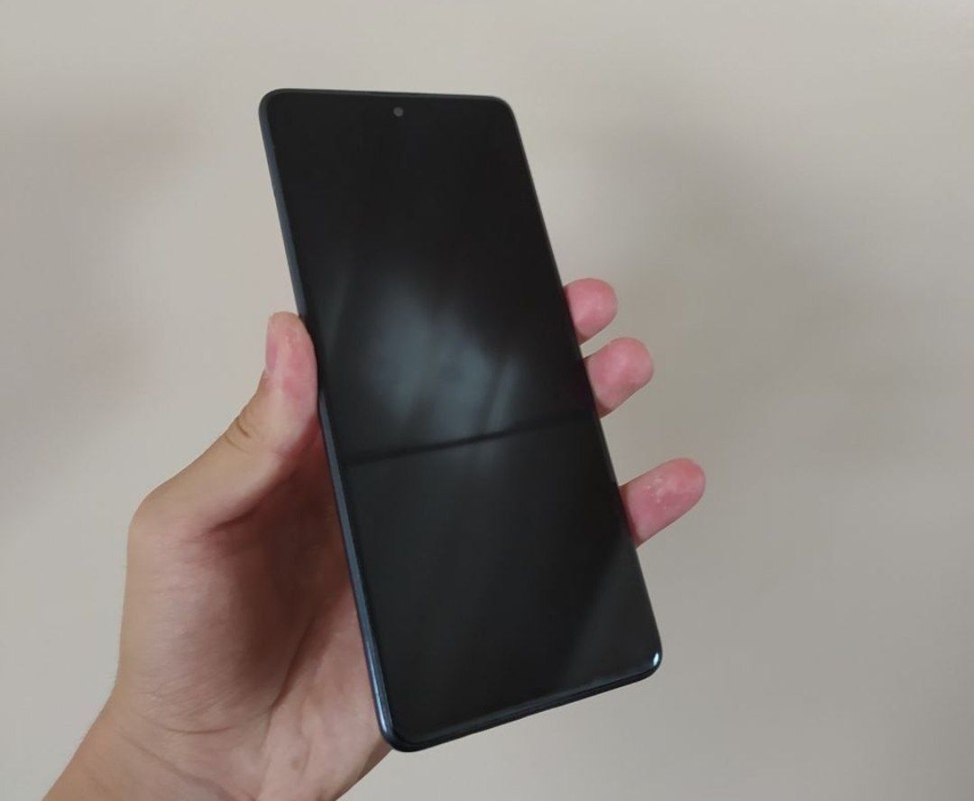 Samsung A71 SROCHNIY