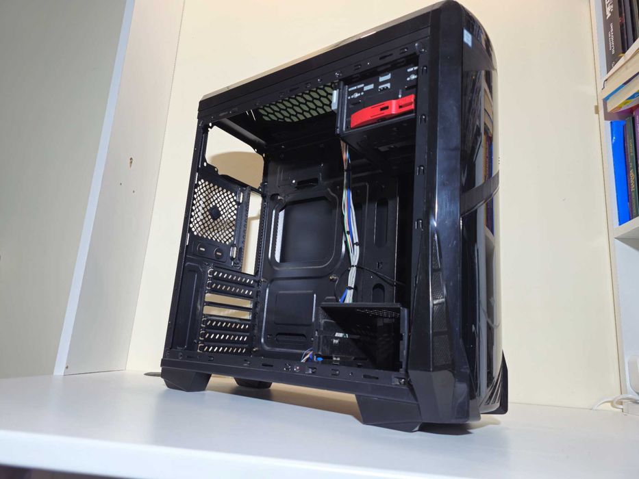 Carcasă PC Myria cu ventilator Albastru – porturi USB 3.0, Dvd ASUS
