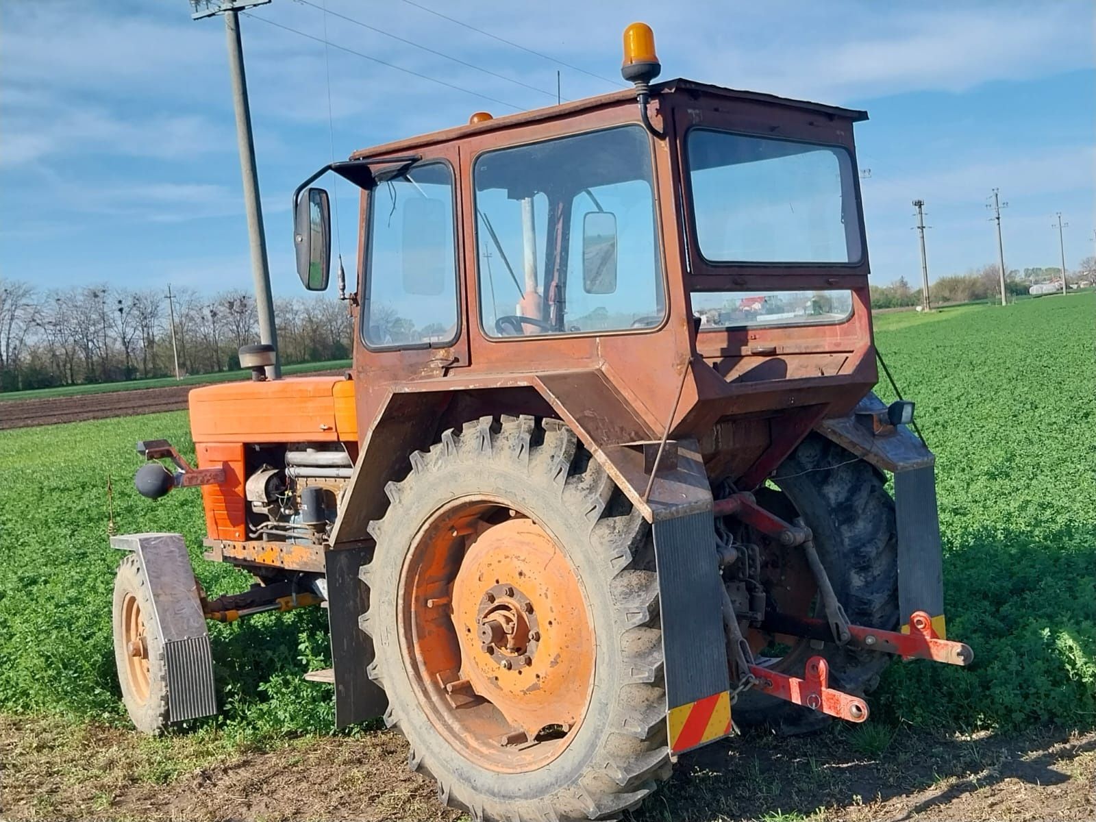 Vând tractor u650