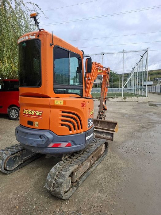 Miniexcavator doosan dx27z