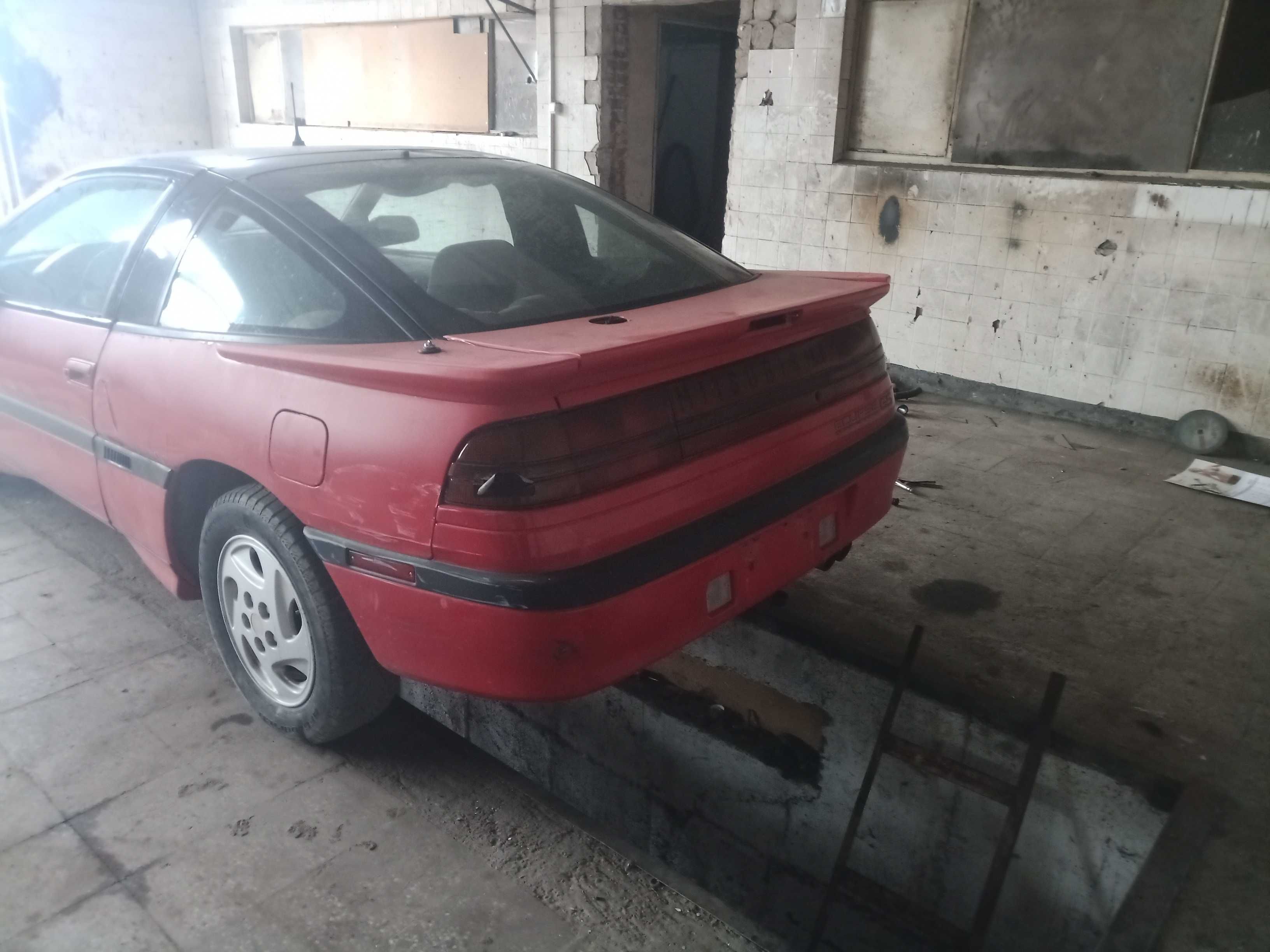 Mitsubishi eclipse 2.0 16v 1992г. На части!!!