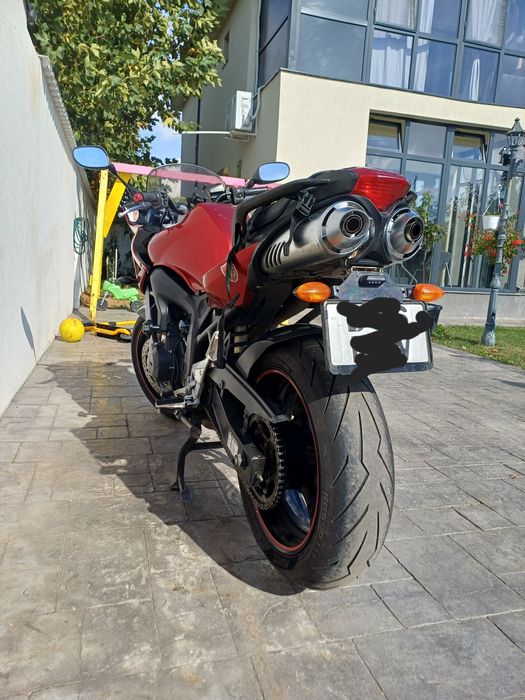 Yamaha Fazer 600