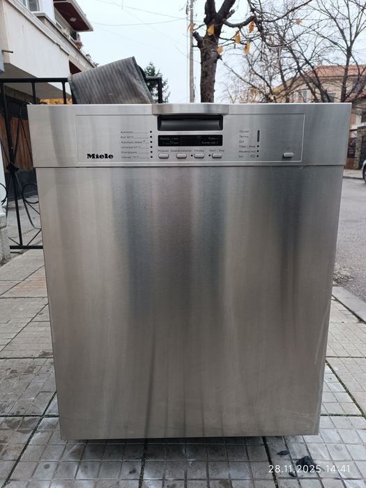 Съдомиялна за полувграждане miele