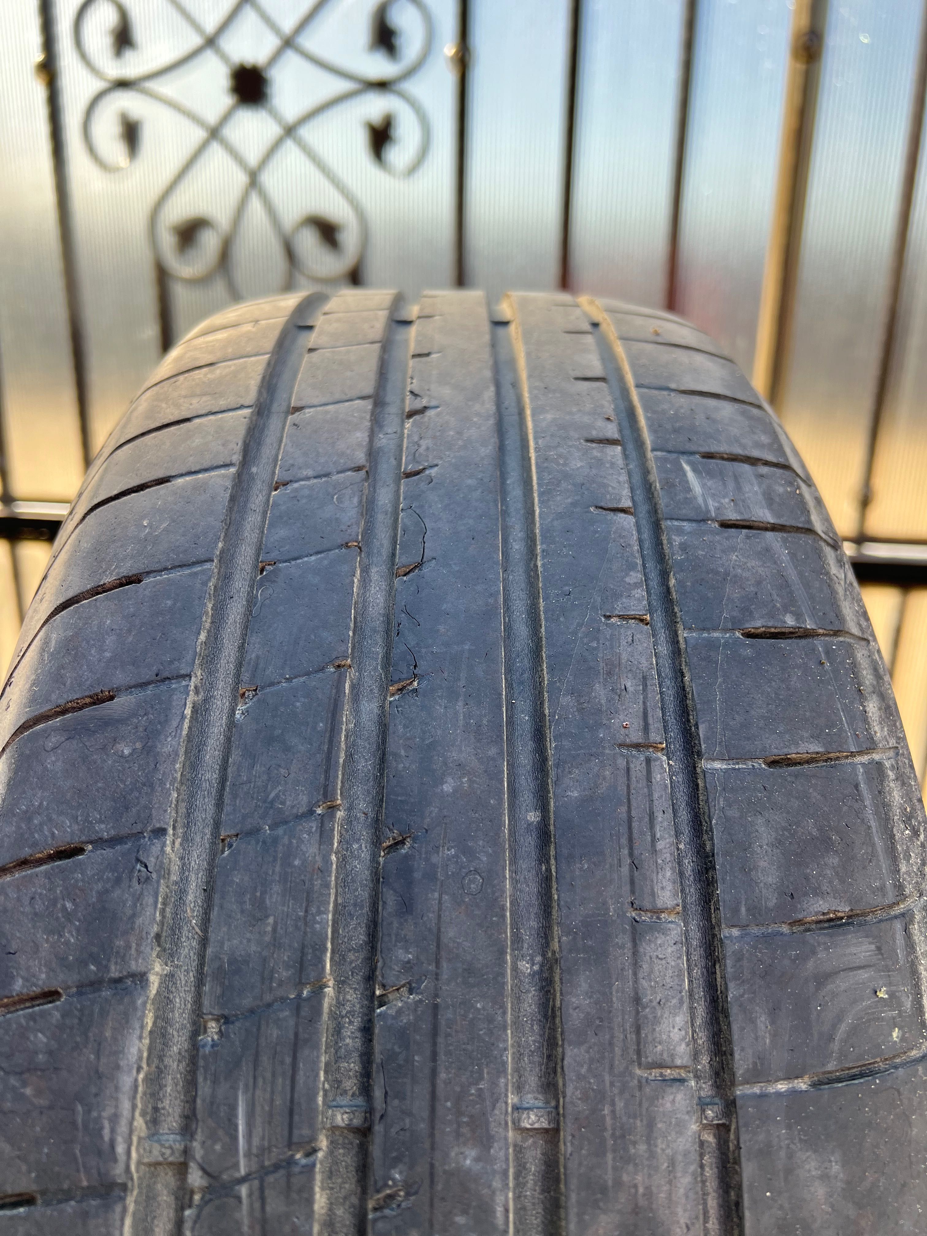 Cauciucuri vară 235/60/R18 Pirelli 2+GoodYear 2