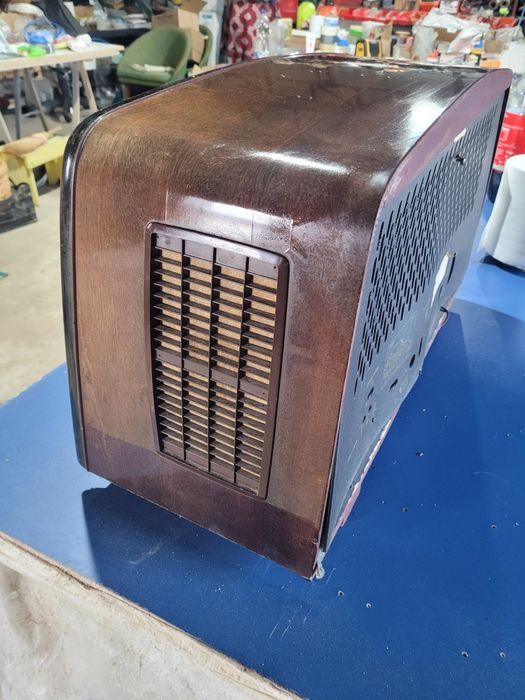 Radio vechi pe lămpi stare excelenta