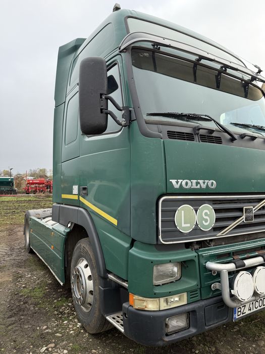 VOLVO FH12 cu kit de basculare HYVA