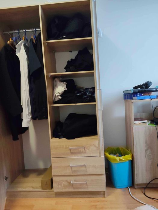 Dulap Ikea Simplu  - Doar in Brasov