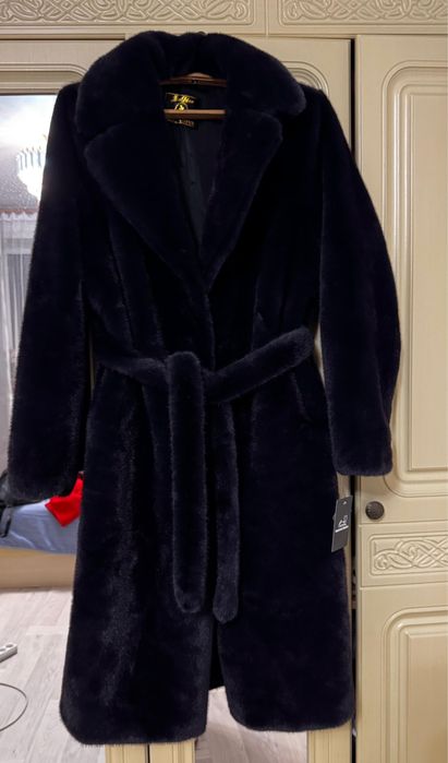 Продам норковую шубу