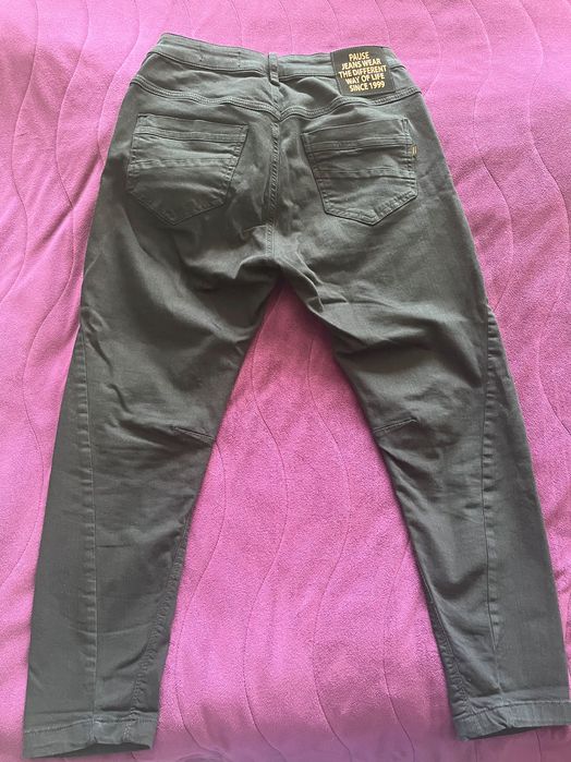 Нови дънки на марката Pause