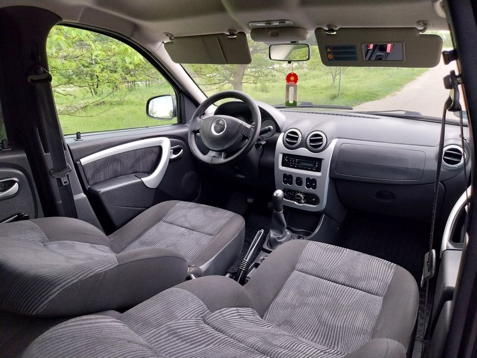 Dacia Logan MCV Laureate 1.6 16v 105 cp EURO 5