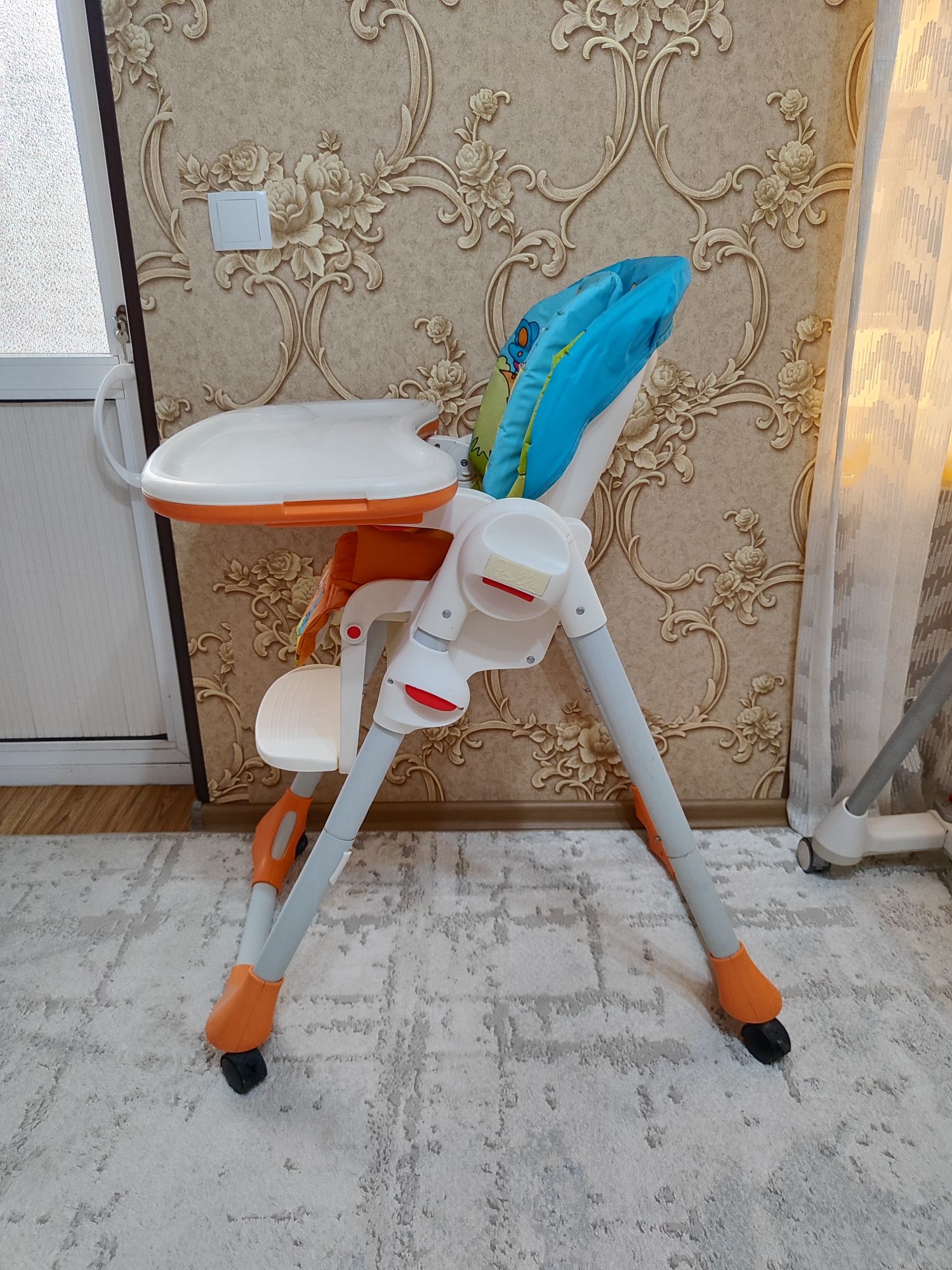 Стульчик Chicco polly б/у