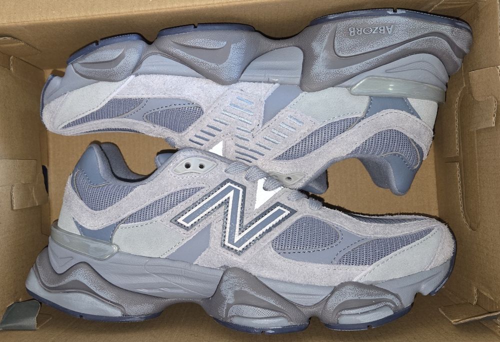 New Balance 9060