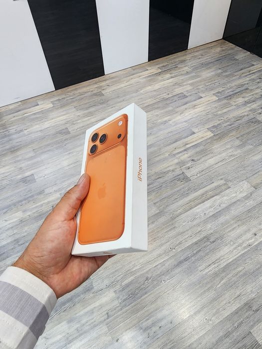 IPHONE 17 PRO MAX korobka