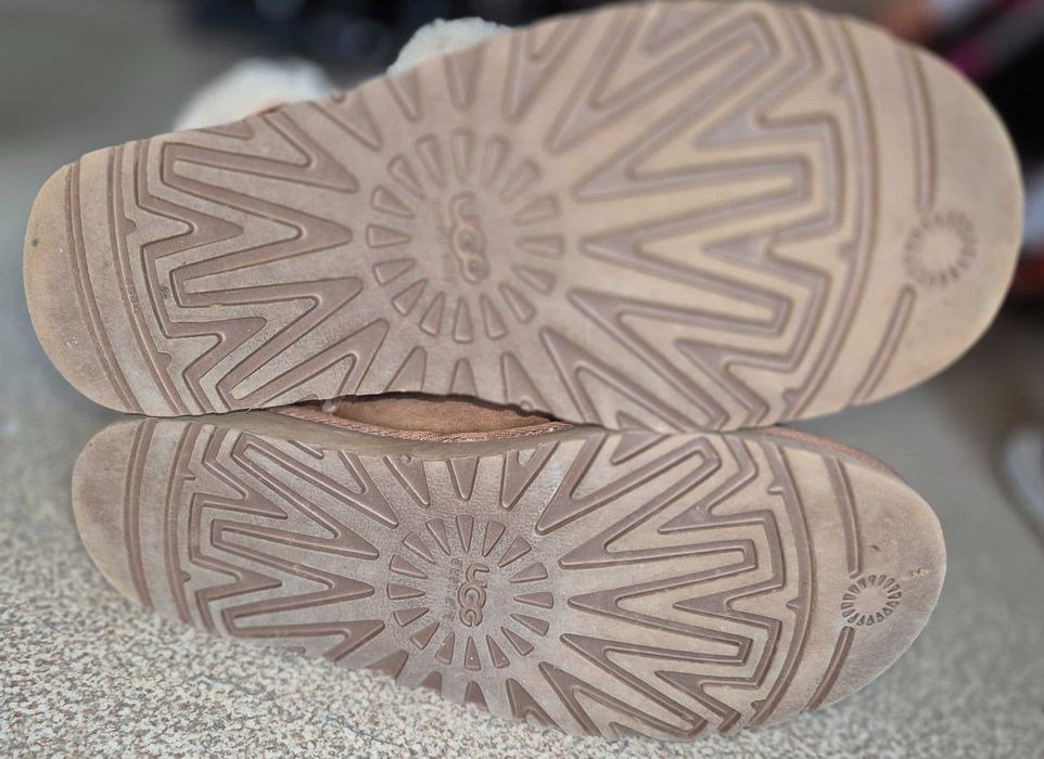 Ботуши UGG , 38номер