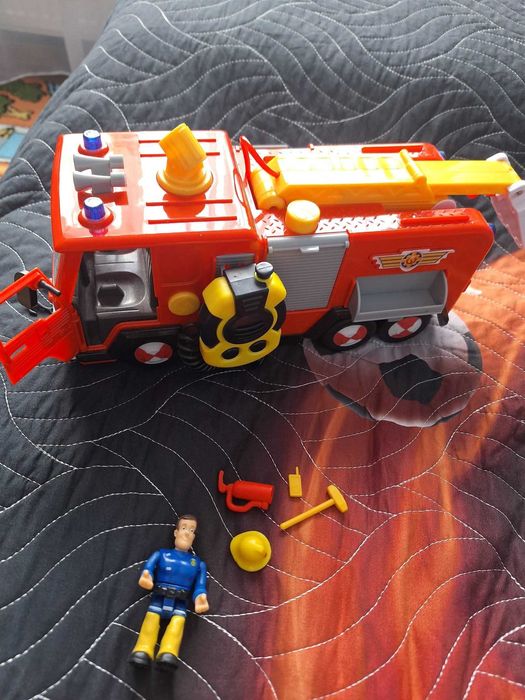 Vand masina  de jucarie Pompierul Sam