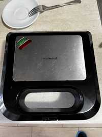 Sandwich maker negru