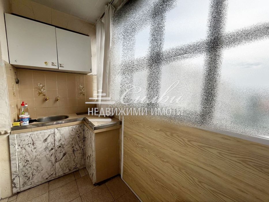 Едностаен РАЗШИРЕН апартамент - кв. Болницата!