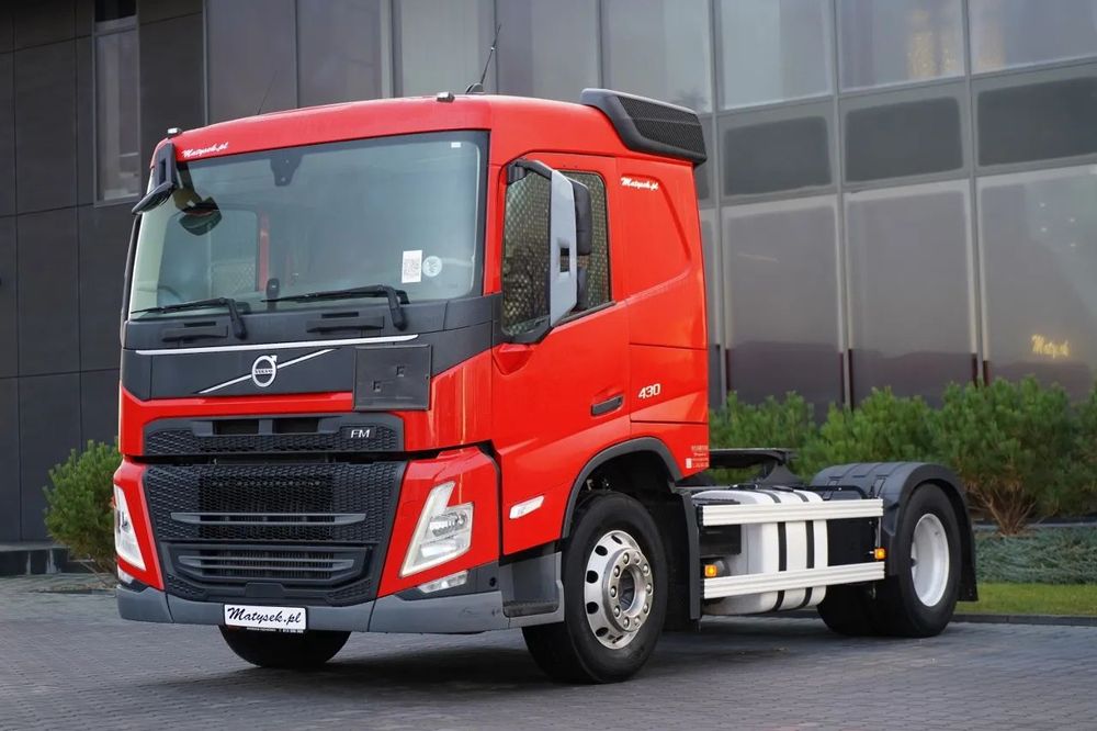 Volvo FM 430 / FULL ADR / GREUTATE: 6.500 KG / CABINĂ JOSĂ / 2022 / DUPĂ CONTRACT DE SERVICE GOLD /