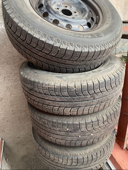 Зимни гуми Michelin 225/70/R16 с джанти