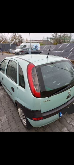 Opel corsa 2001 benzina