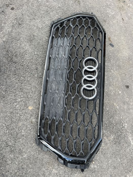 Решетка Audi Q3 2022 S-line