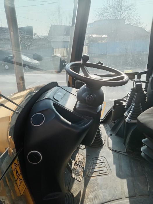 Buldoexcavator 3cx de vanzare