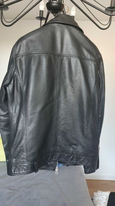 Яке от естествена кожа GUESS