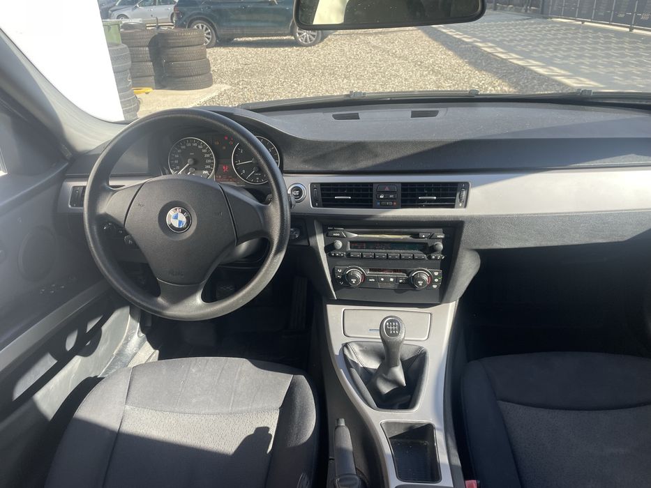 BMW 318 i cu 160000 km