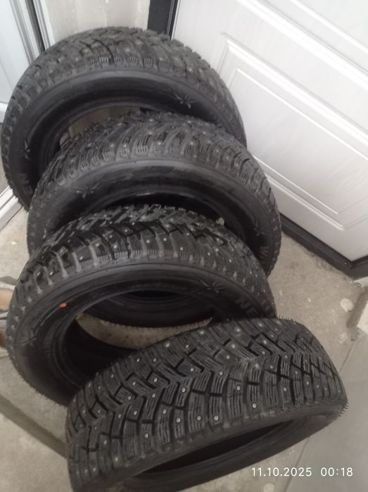 Продам резину в отличном состоянии