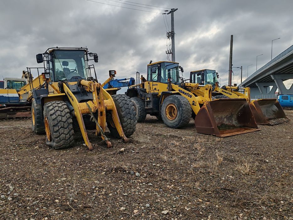 Dezmembrez Komatsu WA 380 si WA 430 vola incarcator frontal