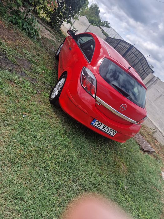 Vând Opel Astra gtc