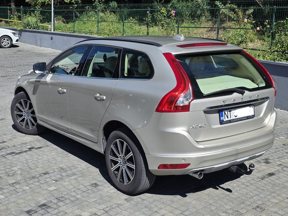 Volvo XC60 2.0d 2016 piele navi senzori recent înmatriculată Ro Propri