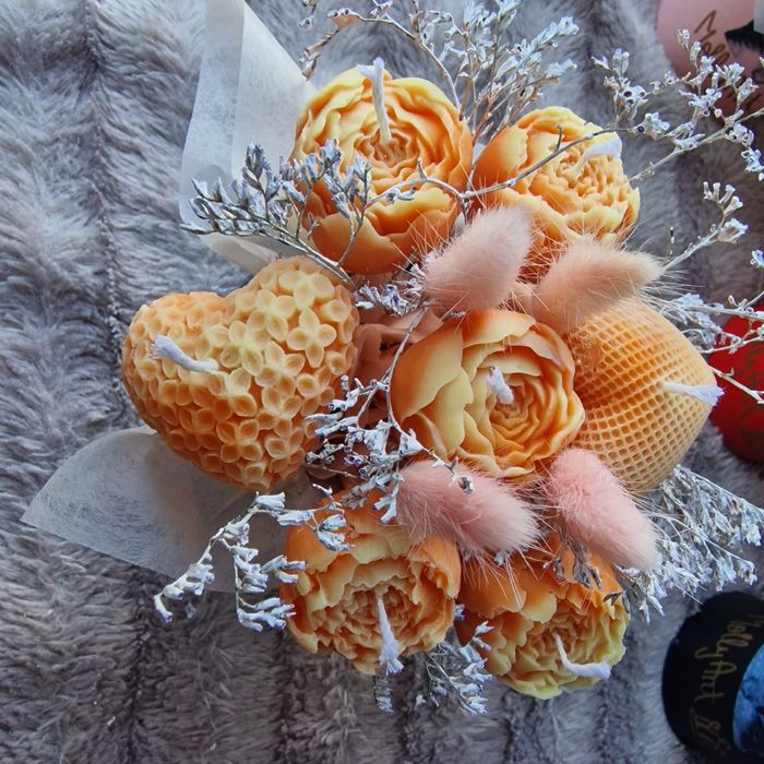 Buchet flori din ceara