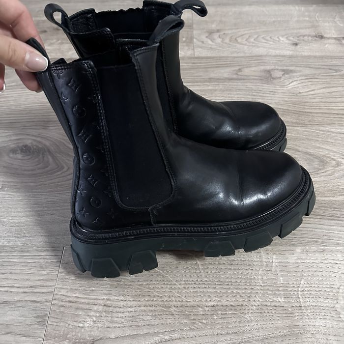 Продам кожанные ботинки  челси 38 размер