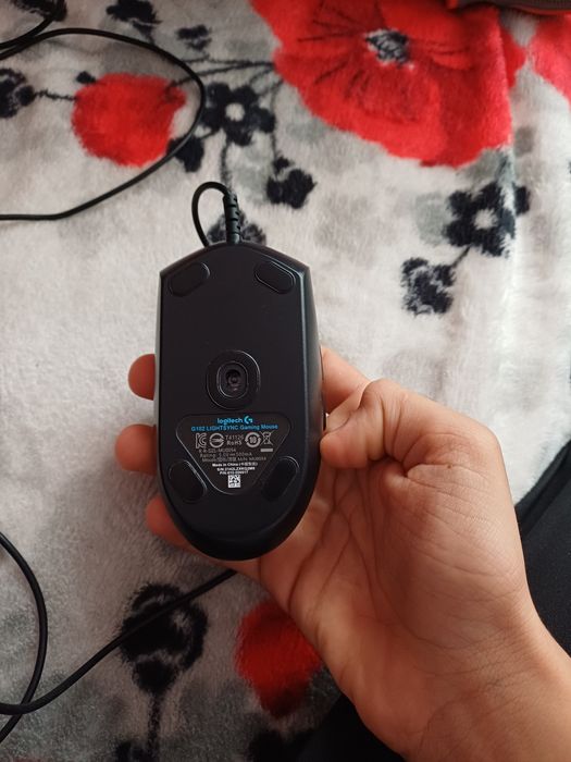 Maus logitech g102 lihtespeed