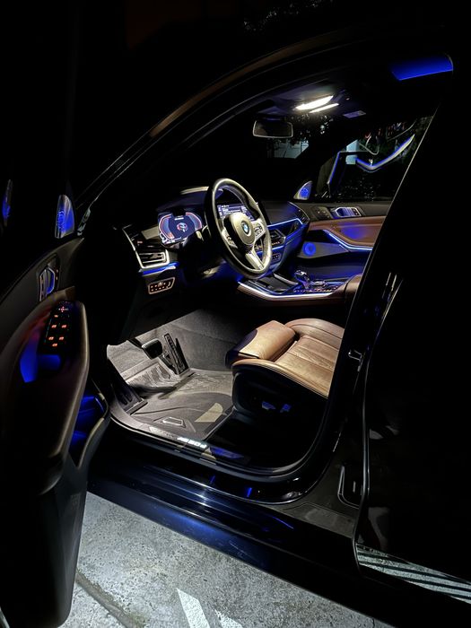 BMW X5 M50D 2019 90.000KM(Bowers,SkyLounge,Masaj,Ventilatie)