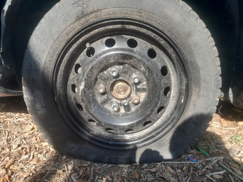 Продам срочно диск размер 14 комплект 4шт каскелен ватсап