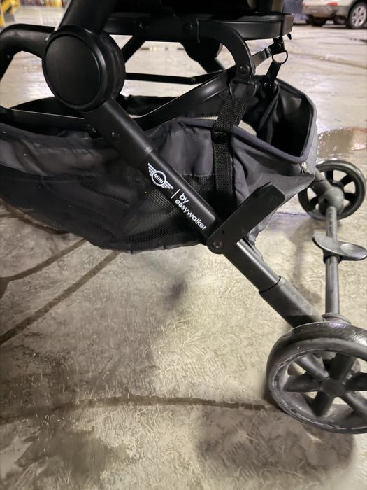 Прогулочная коляска easywalker