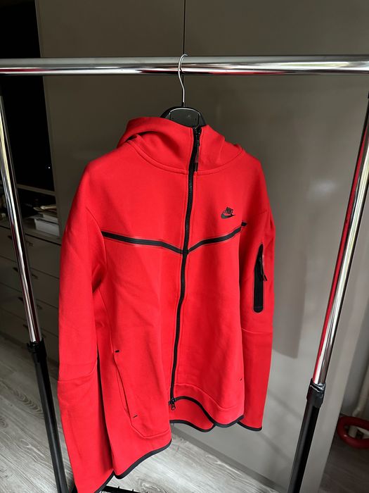 Nike Tech Fleece Red and Blue