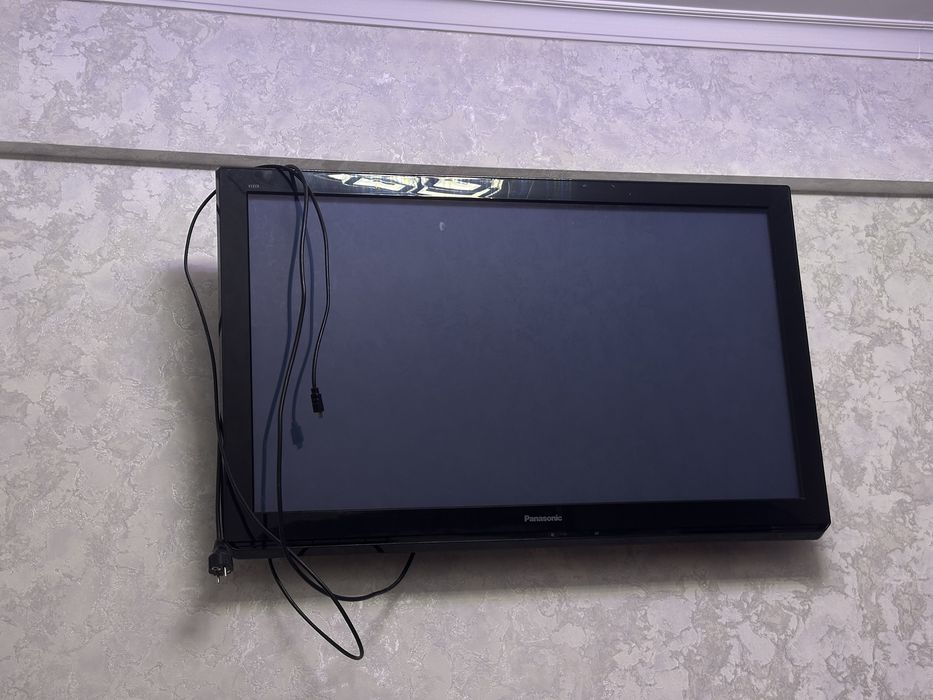 Продаю телевизор panasonic