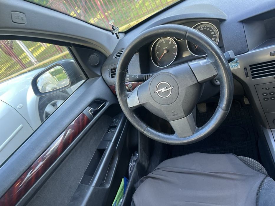 Opel astra h 1.7 cdti