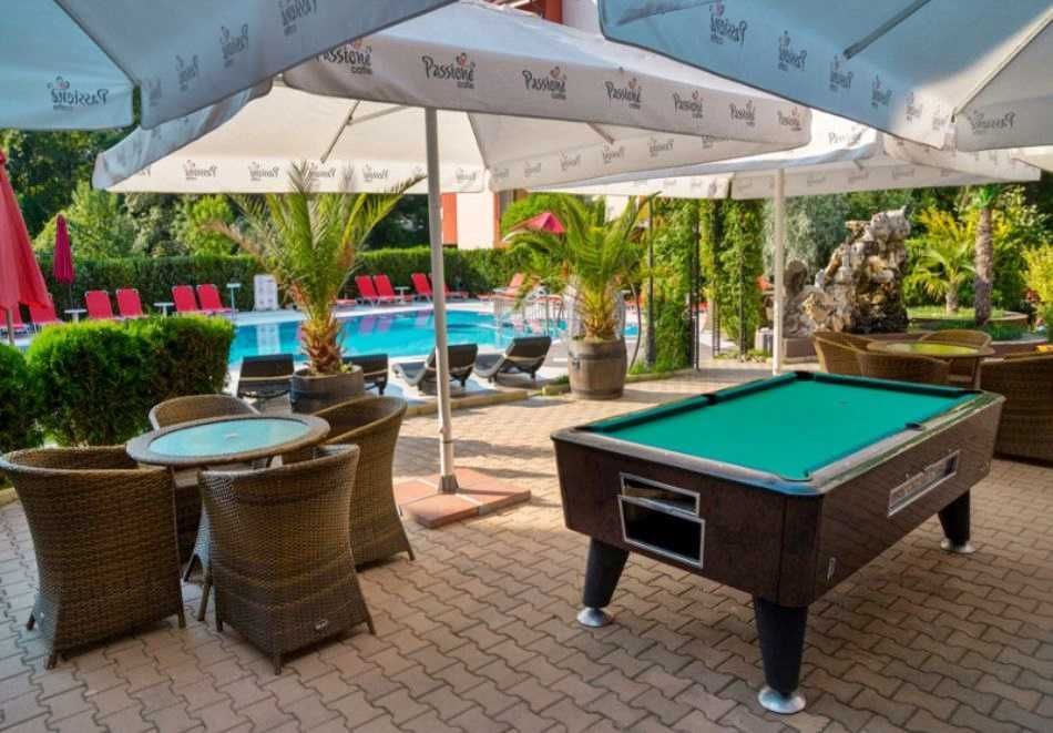 Продава се Двустаен апартамент в к.к. Слънчев бряг - 59 кв.м за 1221 €/кв.м - Снимка #15