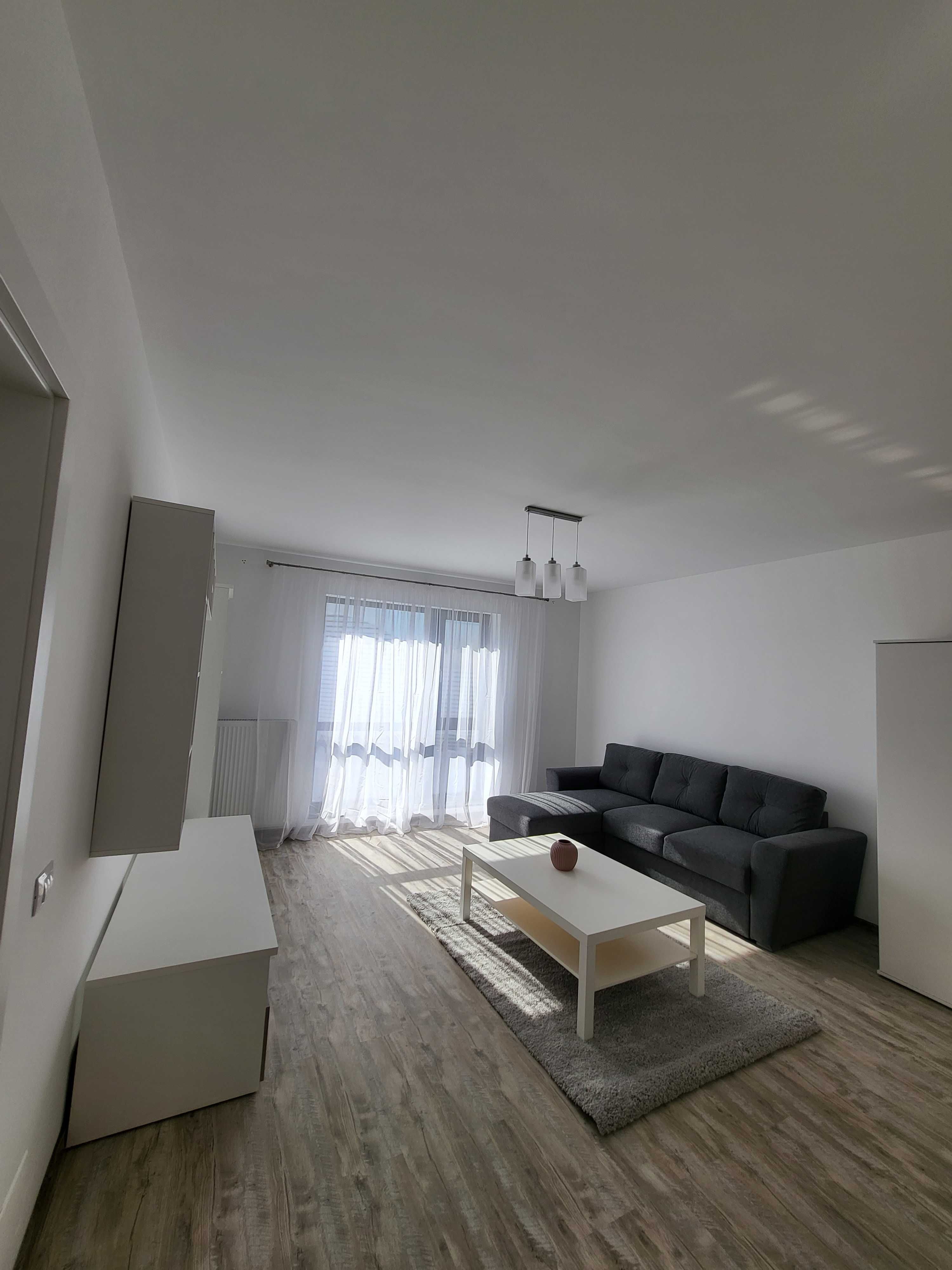 Apartament 1 camera decomandat, Centru,Bloc nou, 45 mp.Parcare inclusa