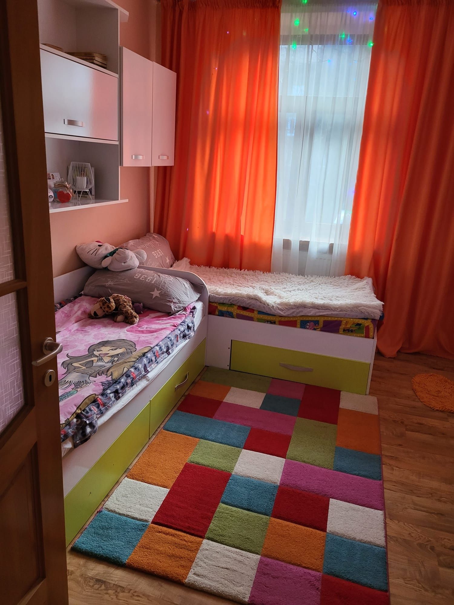 Vând mobila dormitor copii complet