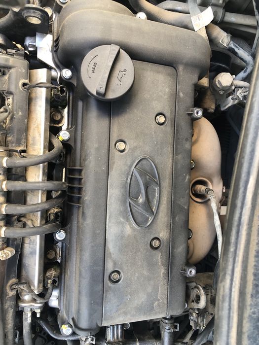 Продам двигатель на машину Hyundai Accent